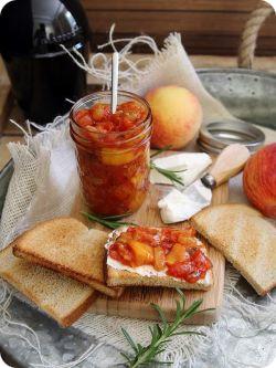 hot tomato and peach chutney